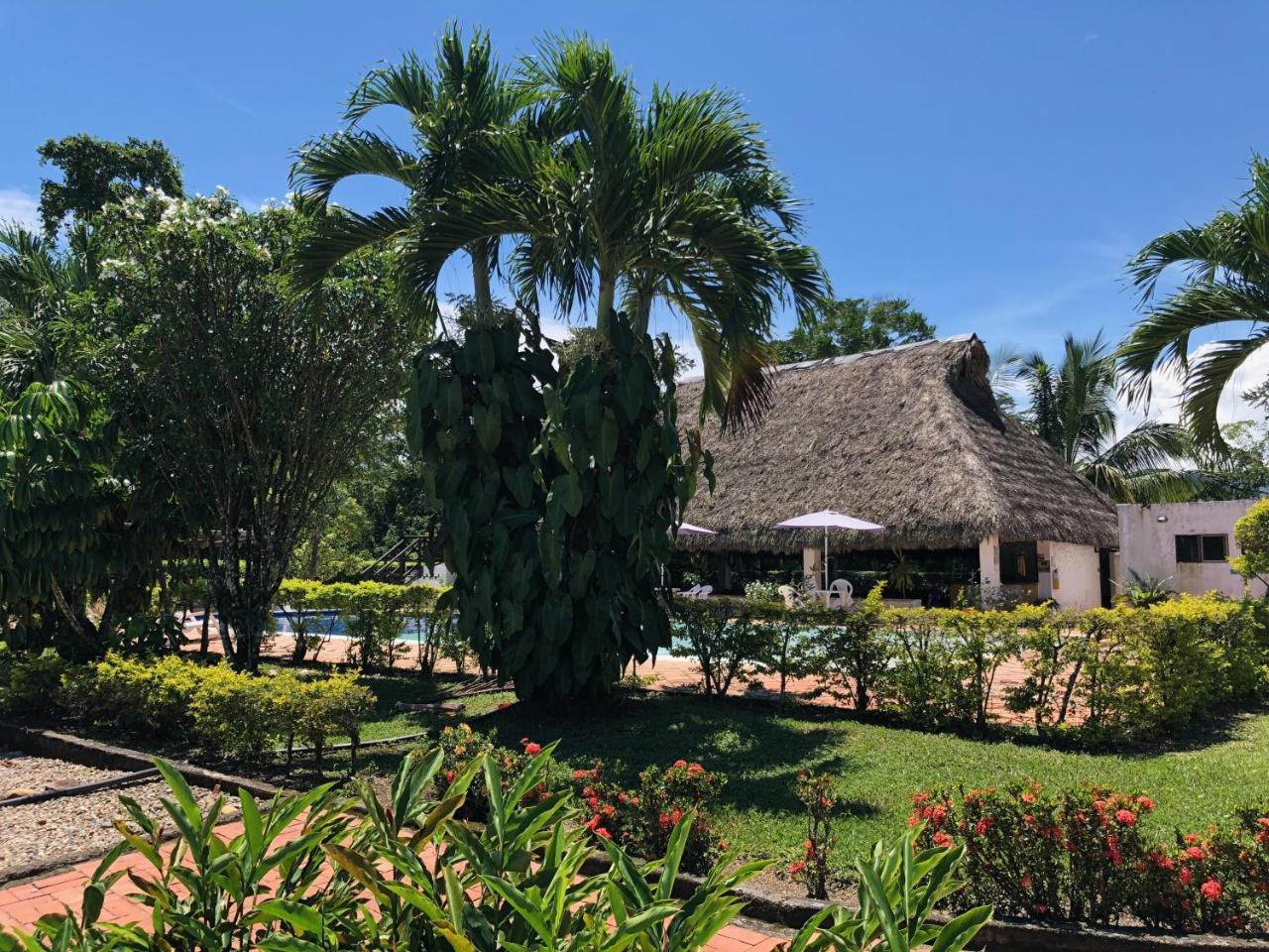 Hotel Campestre Arboretto Villavicencio Ngoại thất bức ảnh